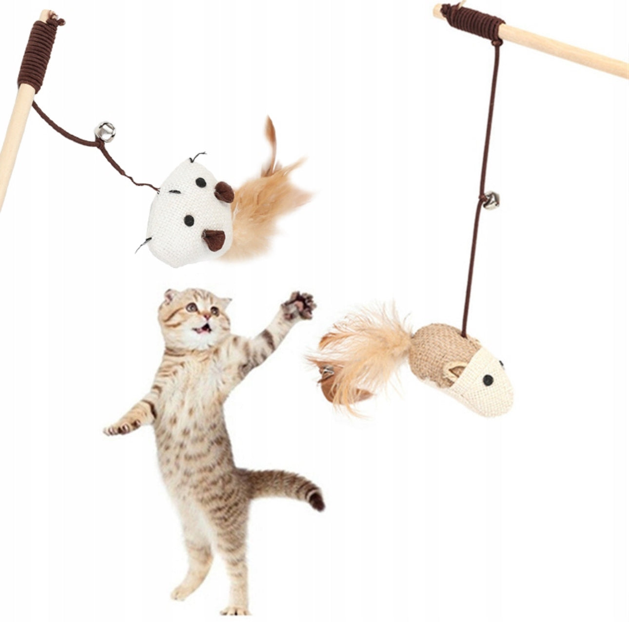 Katteleke med museform og fjærhale – naturfarget i beige og hvitt, laget av slitesterkt lin og tre. Stang 40 cm, snor 45 cm – perfekt for aktiv lek og jakttrening for katt.